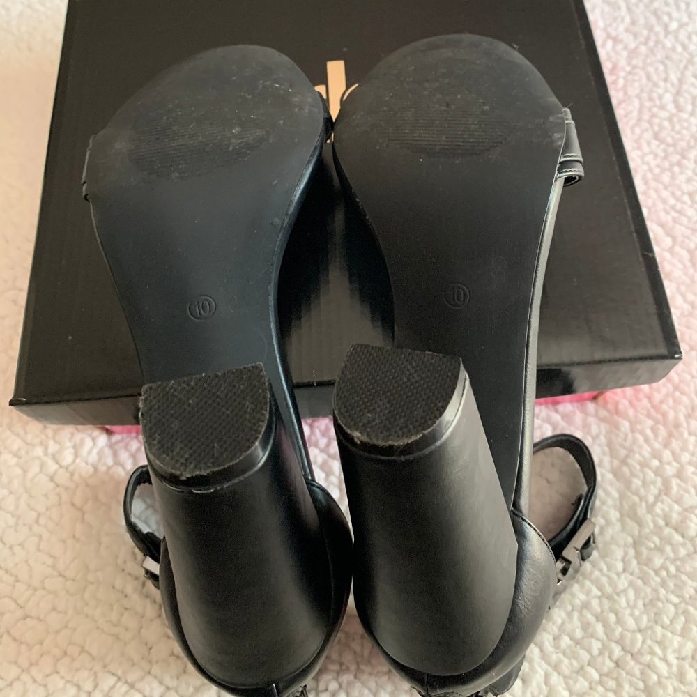 Charlotte Russe Black Sandal - Picture 6 of 7